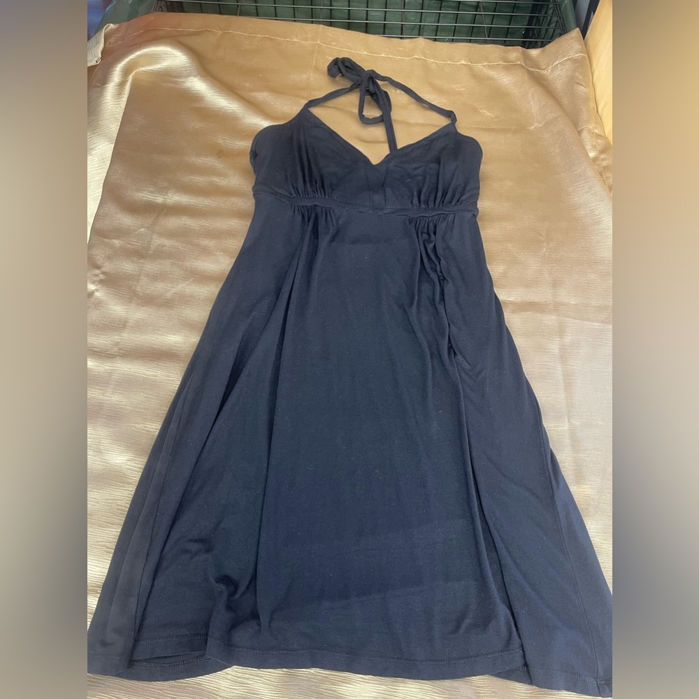 Express dress & guess dress
